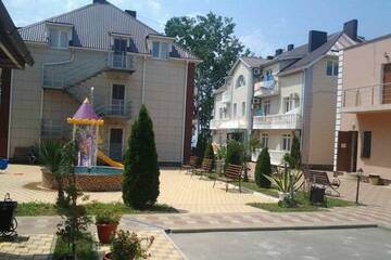 Фото Гостиница Lazurit Hotel г. Агой 1