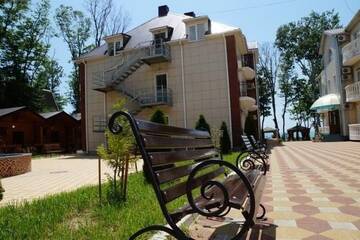 Фото Гостиница Lazurit Hotel г. Агой 2